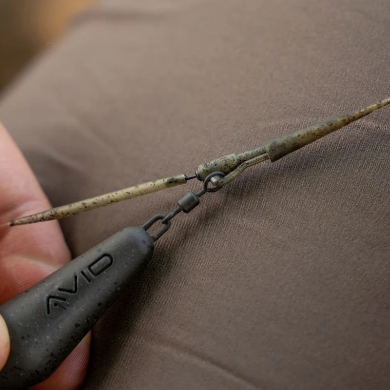 Avid Carp Outline Flecktone Fused Lead QC Clips